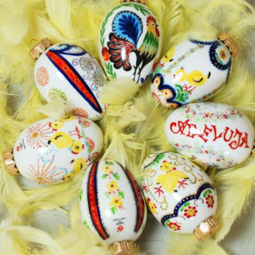 Easter egg hand-painted (mix of decoration decoration)